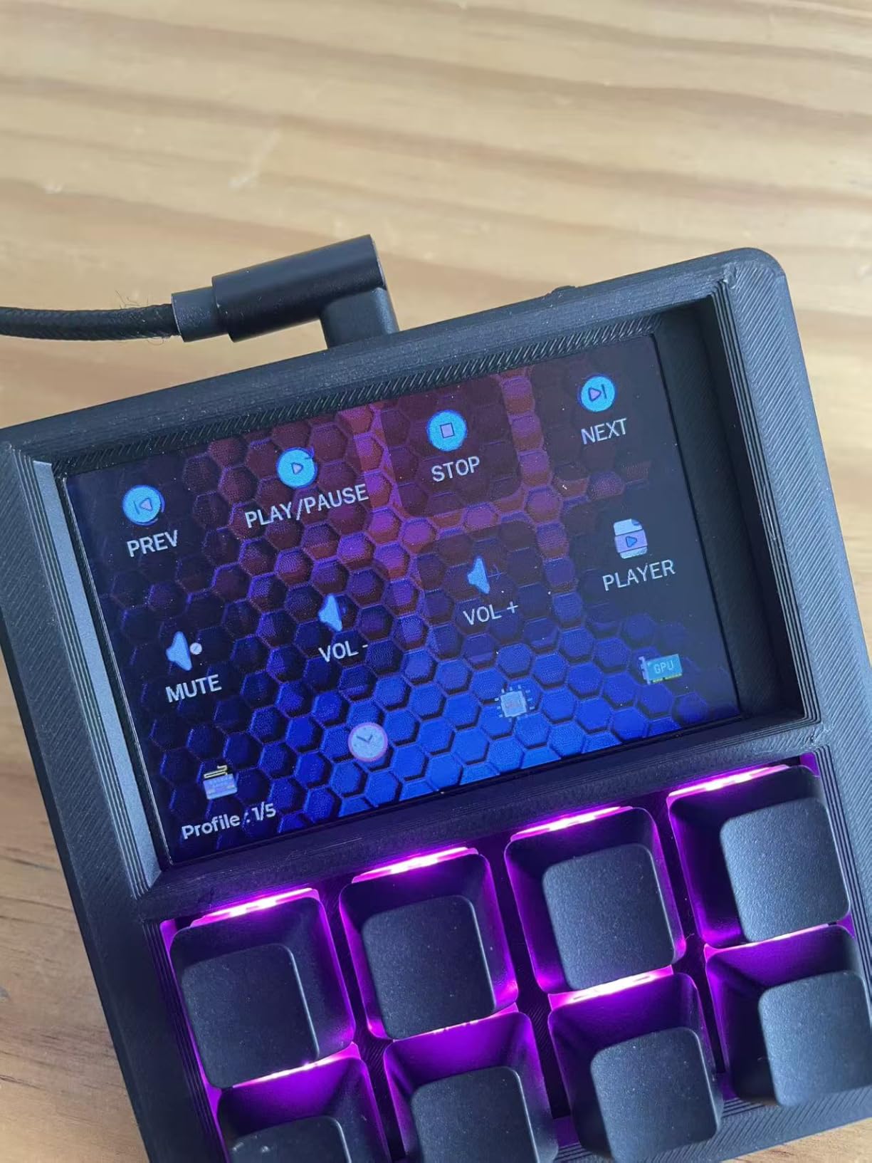 EezBotFun Mechanical Macropad with 3.5" TFT Screen, 8 Programmable Keys, ESP32 Powered Custom Keyboard, Driver-Free HID for Streamers & Designers, Open Source 3D Printed Case (White) : Electronics